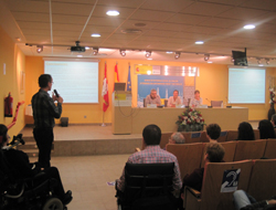 Charla científica en el Salón de Actos del Creer