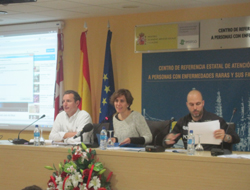 Inauguración del encuentro de familias en el Salón de Actos del Creer