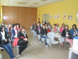 Charla de presentación del Creer a los profesionales del Centro de Educación Especial de Valladolid