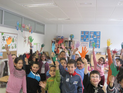 Escolares del Colegio Sierra de Atapuerca realizando la actividad