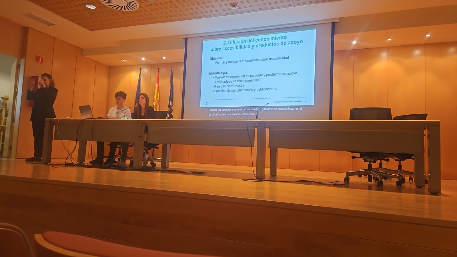 Terapeutas ocupacionales del Credine durante su ponencia.